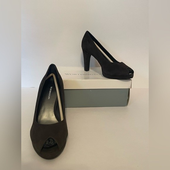 Worthington Shoes - Worthington Ruby Gray faux suede peep toe pump